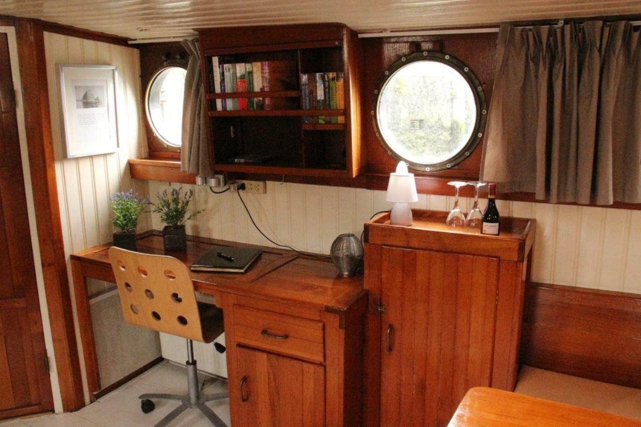 B&B Unitas Rotterdam Bagian luar foto