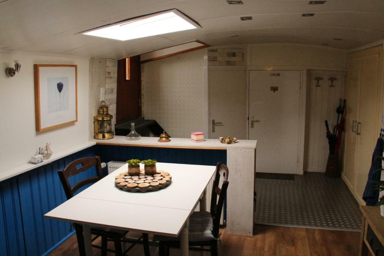 B&B Unitas Rotterdam Bagian luar foto